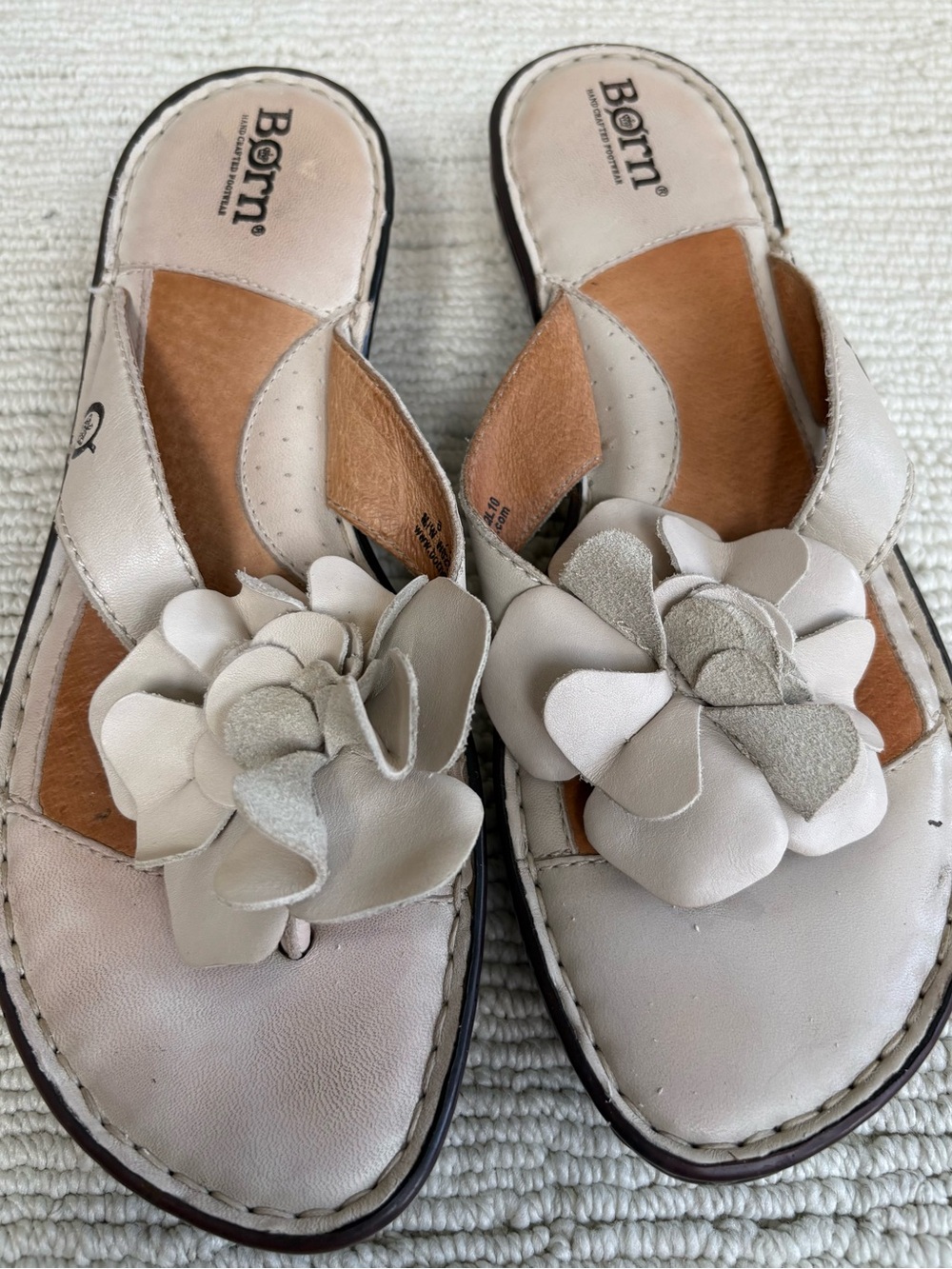 Born Women's Cream Leather Floral Slide Sandals